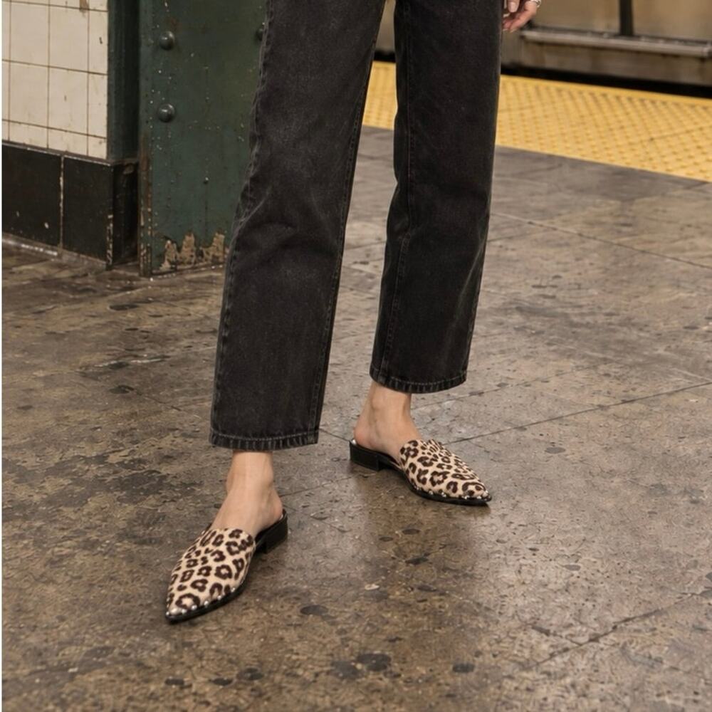 Bleecker & Bond Leopard Calf Hair Pointed Toe Mule Slides Studded Size 8